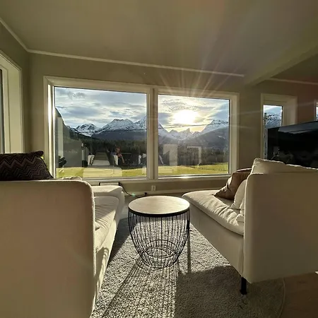 Beautiful In Isfjorde Holiday home Isfjorden