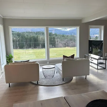 Beautiful In Isfjorde Nyaraló *